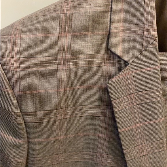 COPY - Men’s grey with pink custom made suit - Picture 2 of 3